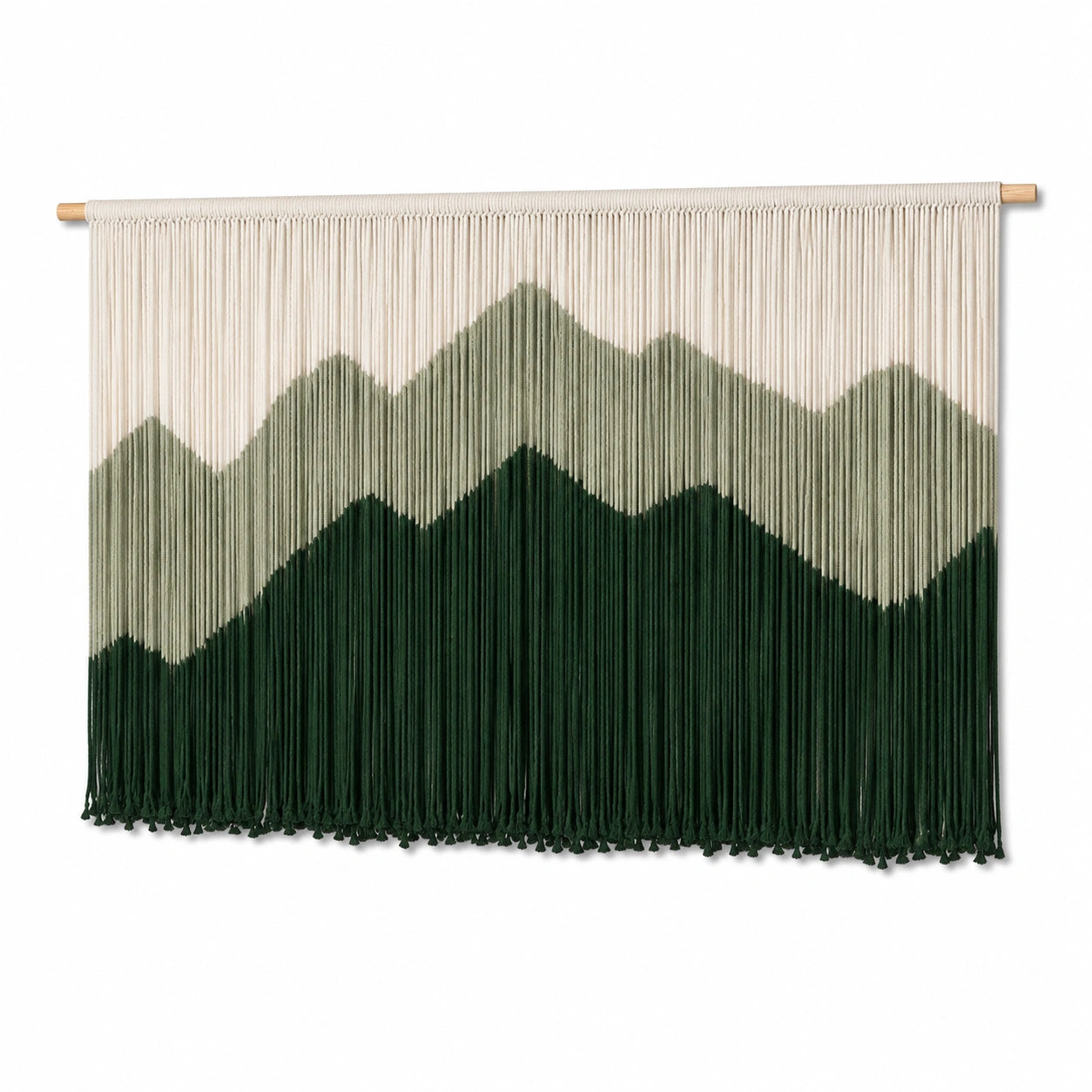 Makramee Wandteppich 120 x 100 cm Baumwolle Grün Beige Bergmotiv mit Holzstab