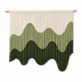 Makramee Wandteppich 100 x 100 cm aus Baumwolle in Grün Natur mit Bergmotiv für Wanddekoration